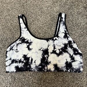 🌟SALE🌟 
No Boundaries Black and White Tie-Dye Sports Bra